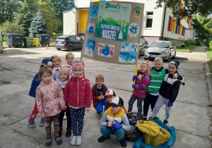 sprzątanie okolicy przedszkola