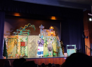 Wycieczka do teatru Piccolo