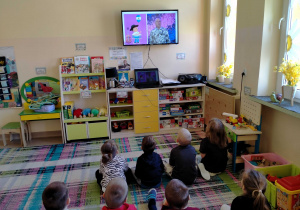 Pan Witek opowiada o chłopcu z Argentyny i jego ulubionym instrumencie.