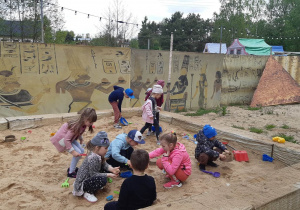 Szukanie skarbów w starożytnym Egipcie