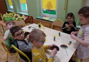 wykonanie pracy plastycznej