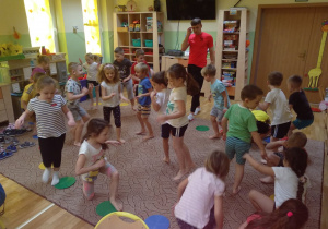 ćwiczenia z krążkami
