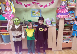 shrek, smok i batman