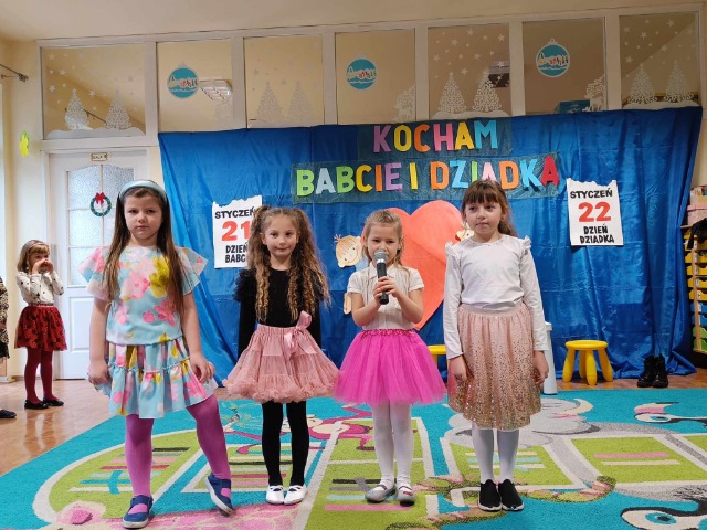 Dzień Babcia i Dziadka w grupie V  - Obrazek 2