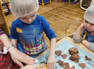 Szykujemy słodkości na święto Babci i Dziadka