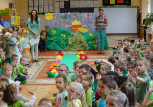 Dzieci żegnają Panią Zimę.