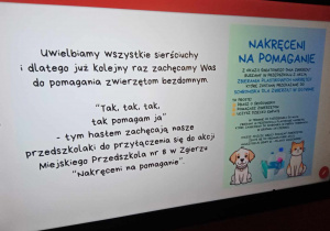 Dzieci oglądają prezentację multimedialną