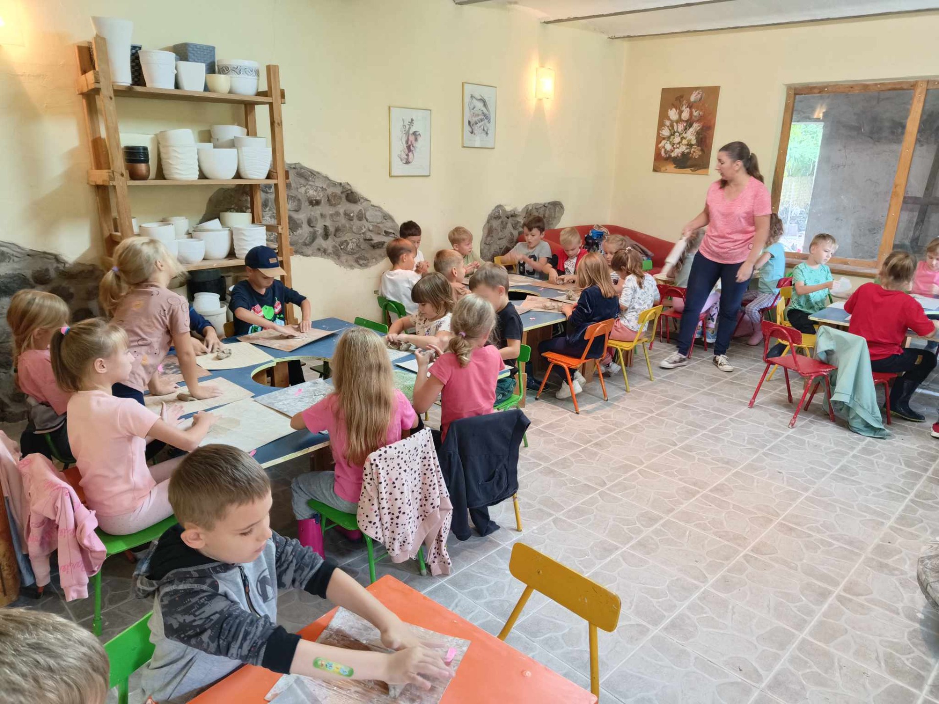 Wycieczka klas pierwszych do gospodarstwa agroturystycznego “Michałówka” - Obrazek 6