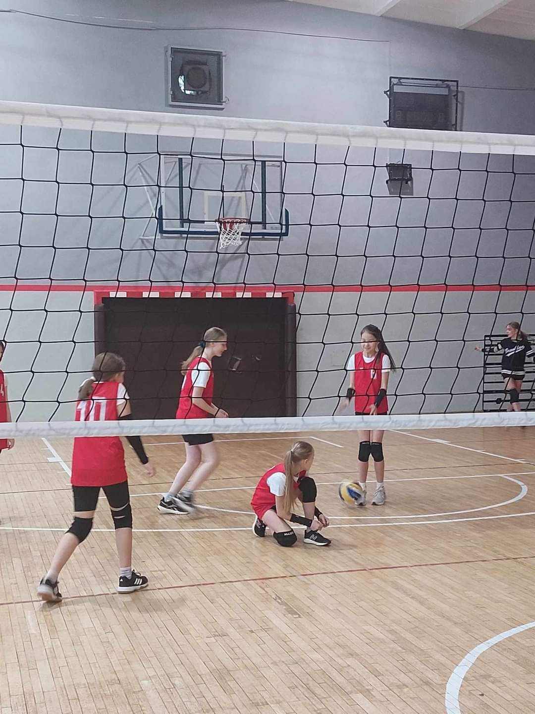Mistrzostwa Zgierza Szkół Podstawowych w minisiatkówce - Obrazek 5