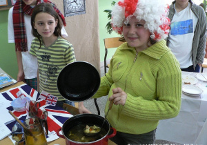 Piknik w Szkole podstawowej nr 12 im. AK w Zgierzu (rok 2007)