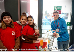 Wolontariusze Szkolnego Koła „Caritas”