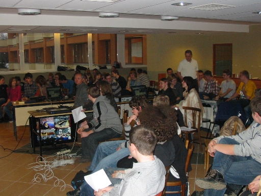 w oczekiwaniu na wideokonferencj..:)