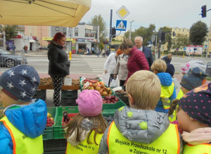 Idą witaminki dla całej przedszkolnej rodzinki